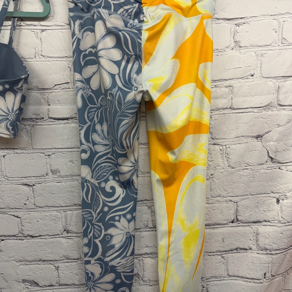 FP Movement by Free People Gray-Blue and Yellow Patterned Leggings Set - Picture 6 of 9